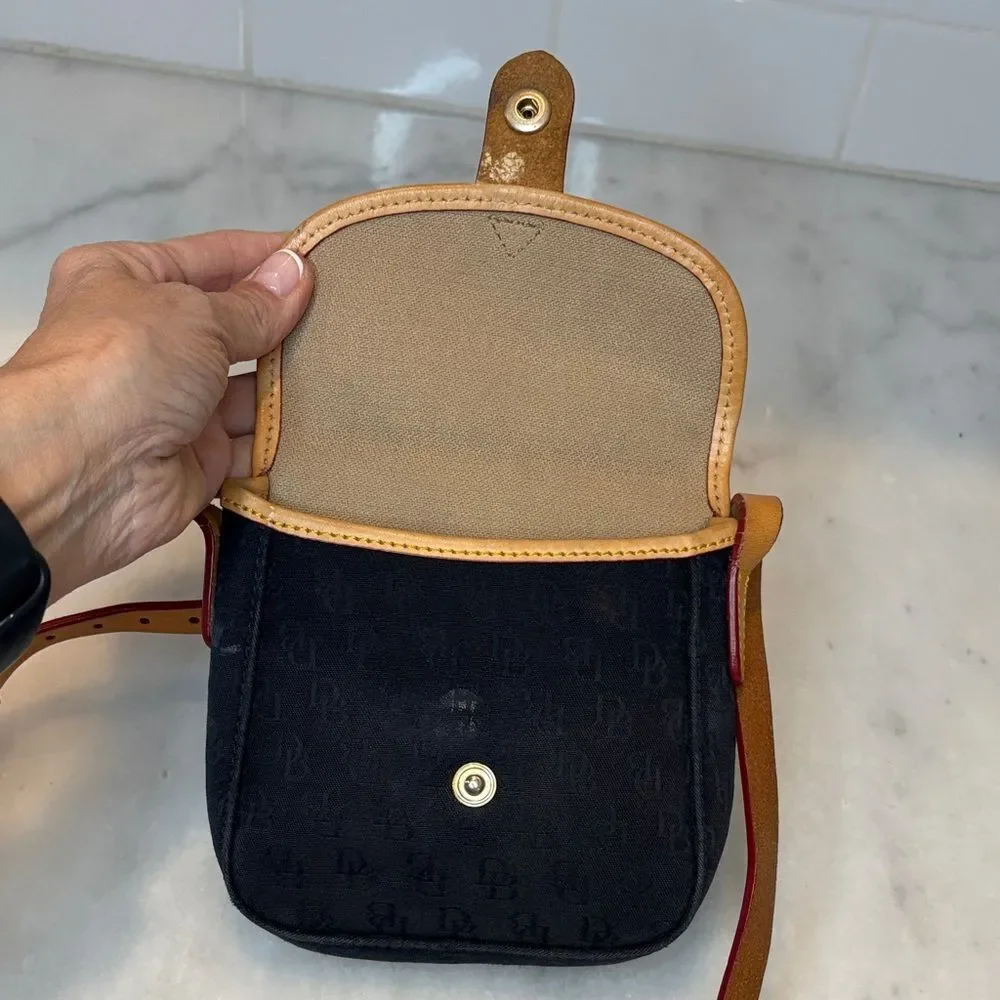 Dooney & Bourke Purse Handbag Pocketbook signature canvas mini Crossbody bag